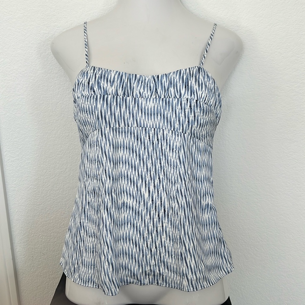 Banana Republic Sleeveless Satin Camisole Top Size 4